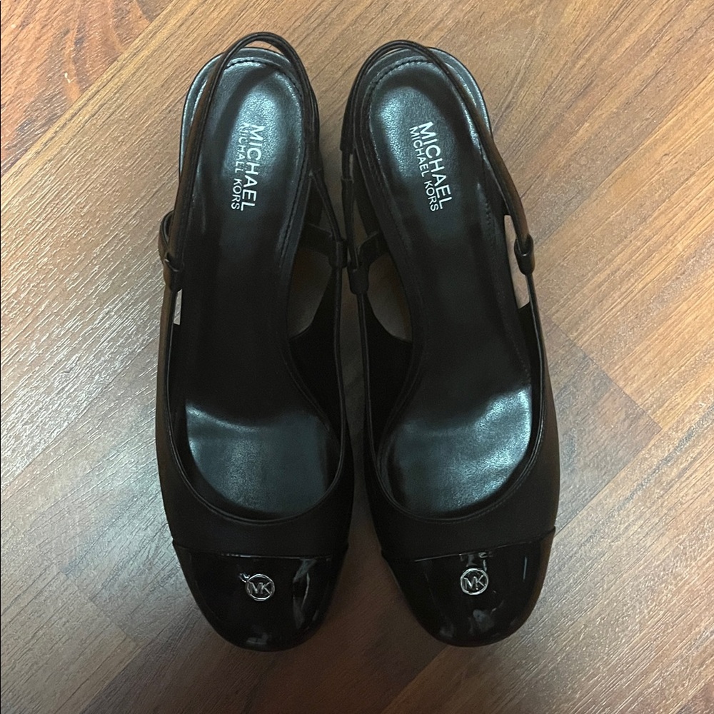 Michael Kors leather/Black Patent Leather Heels worn once